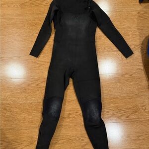 Women’s All Season Wetsuit & Surf Bundle